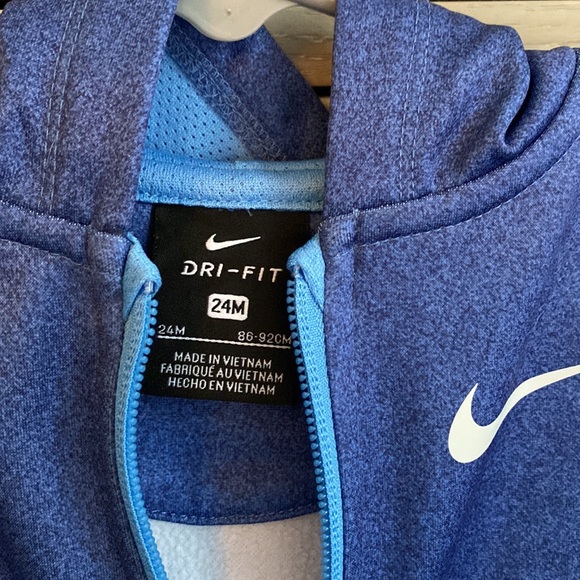 Nike toddler set, like new, Size 24 months - Picture 7 of 7